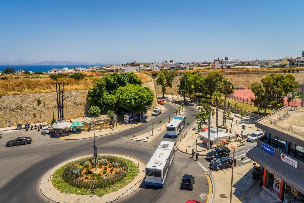 Castello City Hotel Heraklion  Exterior photo